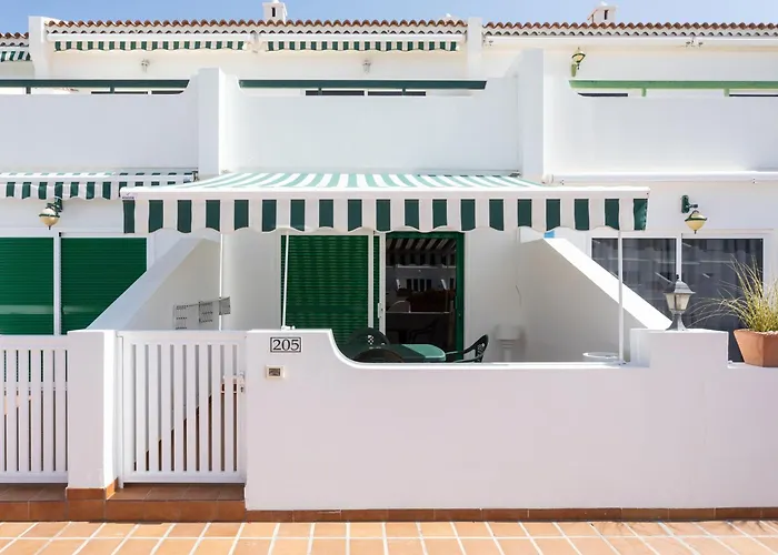 Live Costa Del Silencio Don Jose 2-0-5 *